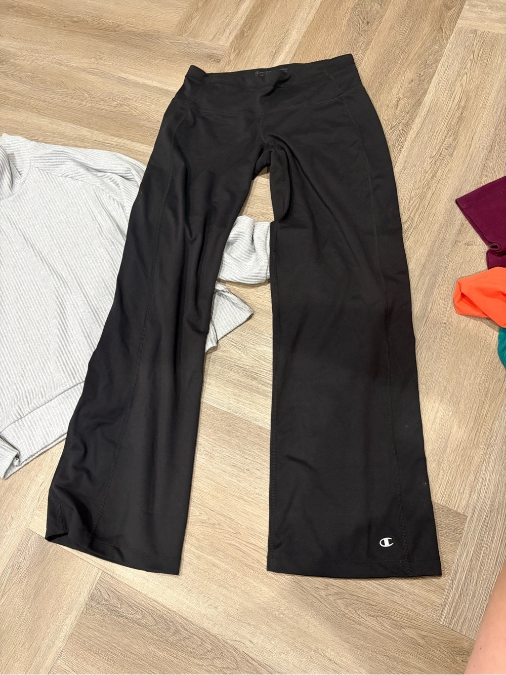 Champion Assorted Brands Activewear Box Medium - Picture 4 of 16